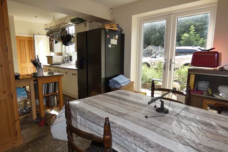 Kitchen/Diner- click for photo gallery